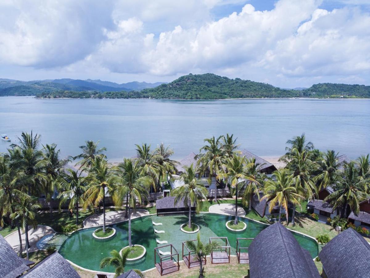 The Club Villas Lombok Sekotong Exterior photo