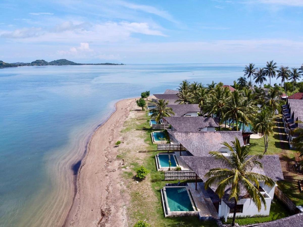 The Club Villas Lombok Sekotong Exterior photo