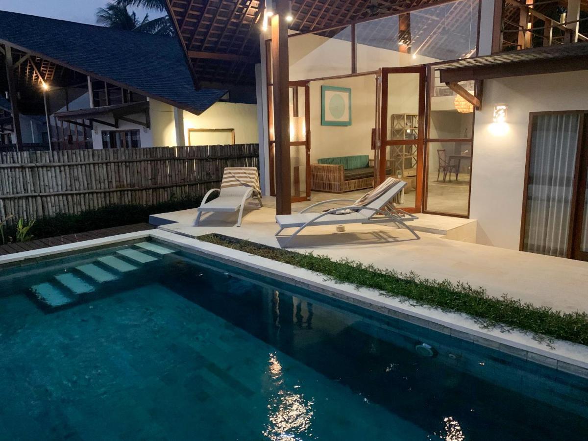 The Club Villas Lombok Sekotong Exterior photo