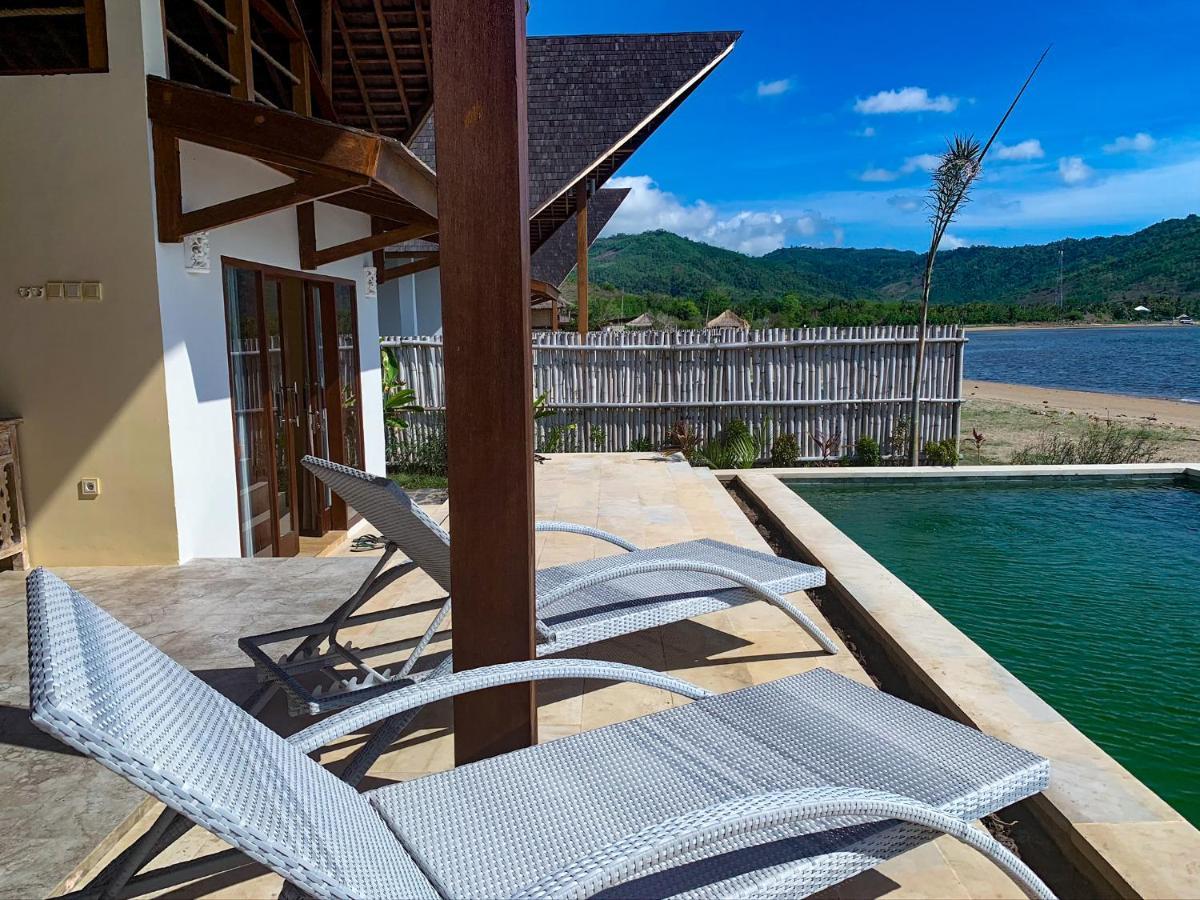 The Club Villas Lombok Sekotong Exterior photo